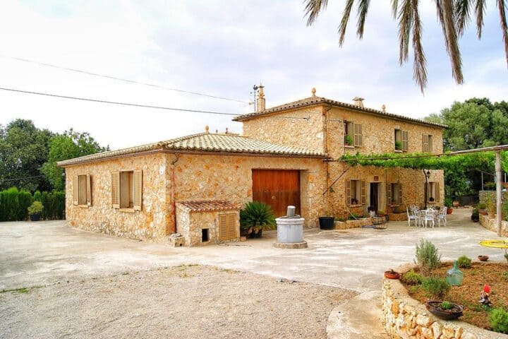 surveillance cameras country houses mallorca